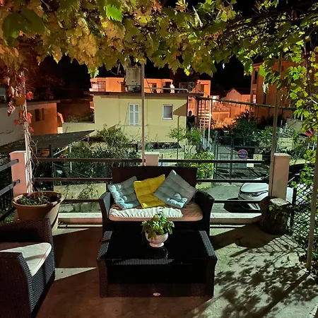 Avec Terrasse Dans Au Calme Apartment