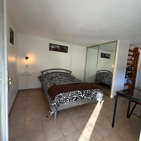 Apartment Avec Terrasse Dans Au Calme *